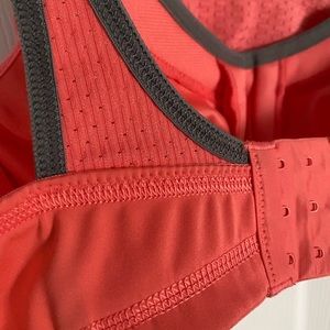 Glamorise Elite Performance Sports Bra Size 34B New